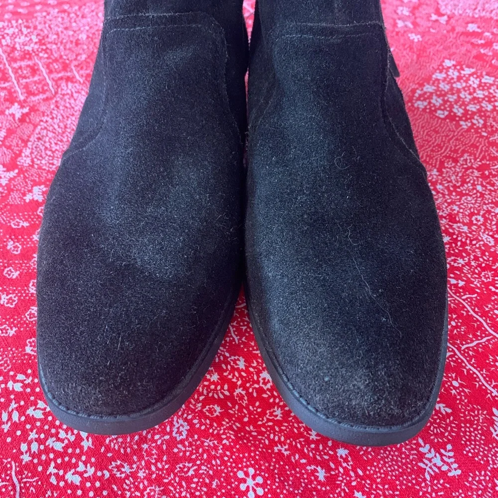 UGG Aureo II women's ankle boots Black Suede with Zipper Size 10